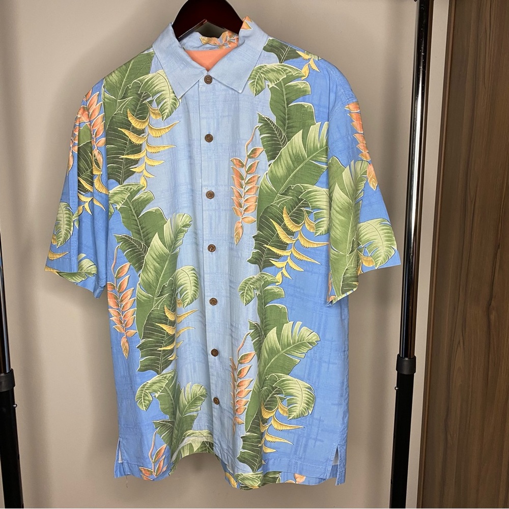 Men’s 🤍 Tommy Bahama Button Down - Short Sleeve | Size L